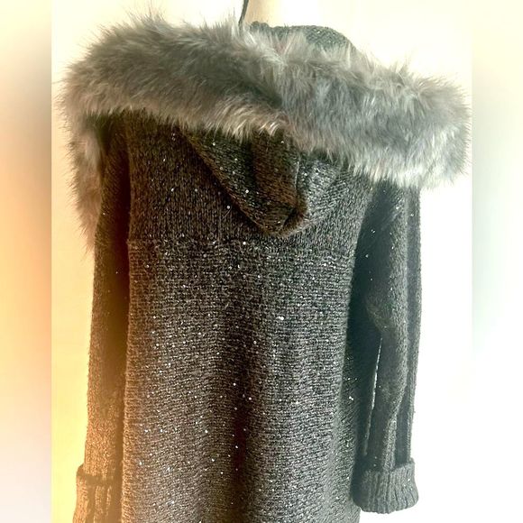 Jennifer Lopez sweater coat heavy knit faux fur collar sequins good cond. LG - Picture 3 of 6